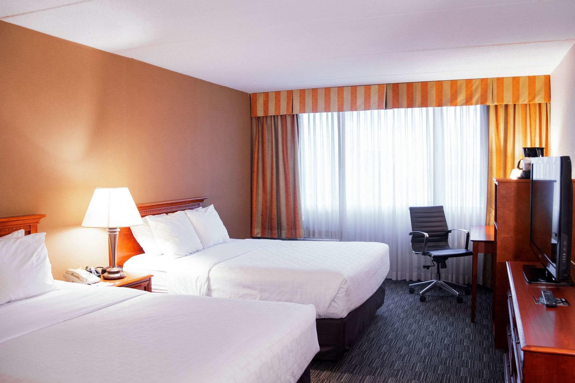 Clarion Hotel & Convention Center Joliet Exteriér fotografie